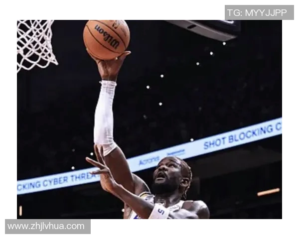 艾顿使用出大问题!给空接引不适,搭东契奇难兼容 艾顿使用出大问题!给空接引不适,搭东契奇难兼容